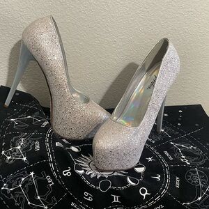 Paprika Silver Glitter 5” High Heels